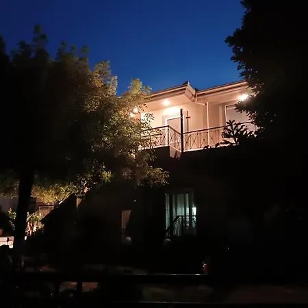Appartamento La Casa Di Panormita Gomfoi